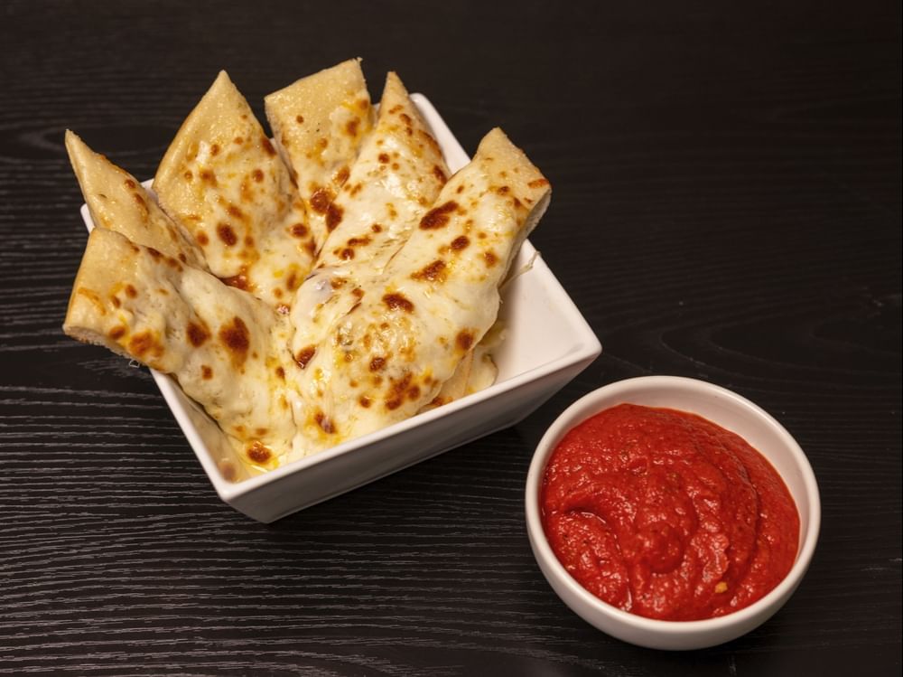 Cheesy Bread Sticks (12 Pcs)