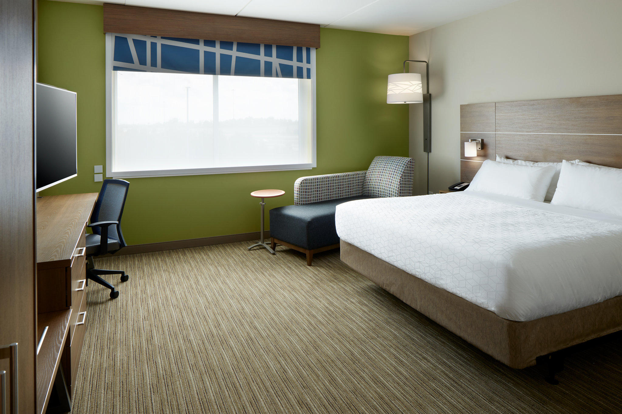 Holiday Inn Express & Suites Cincinnati North - Liberty Way Photo