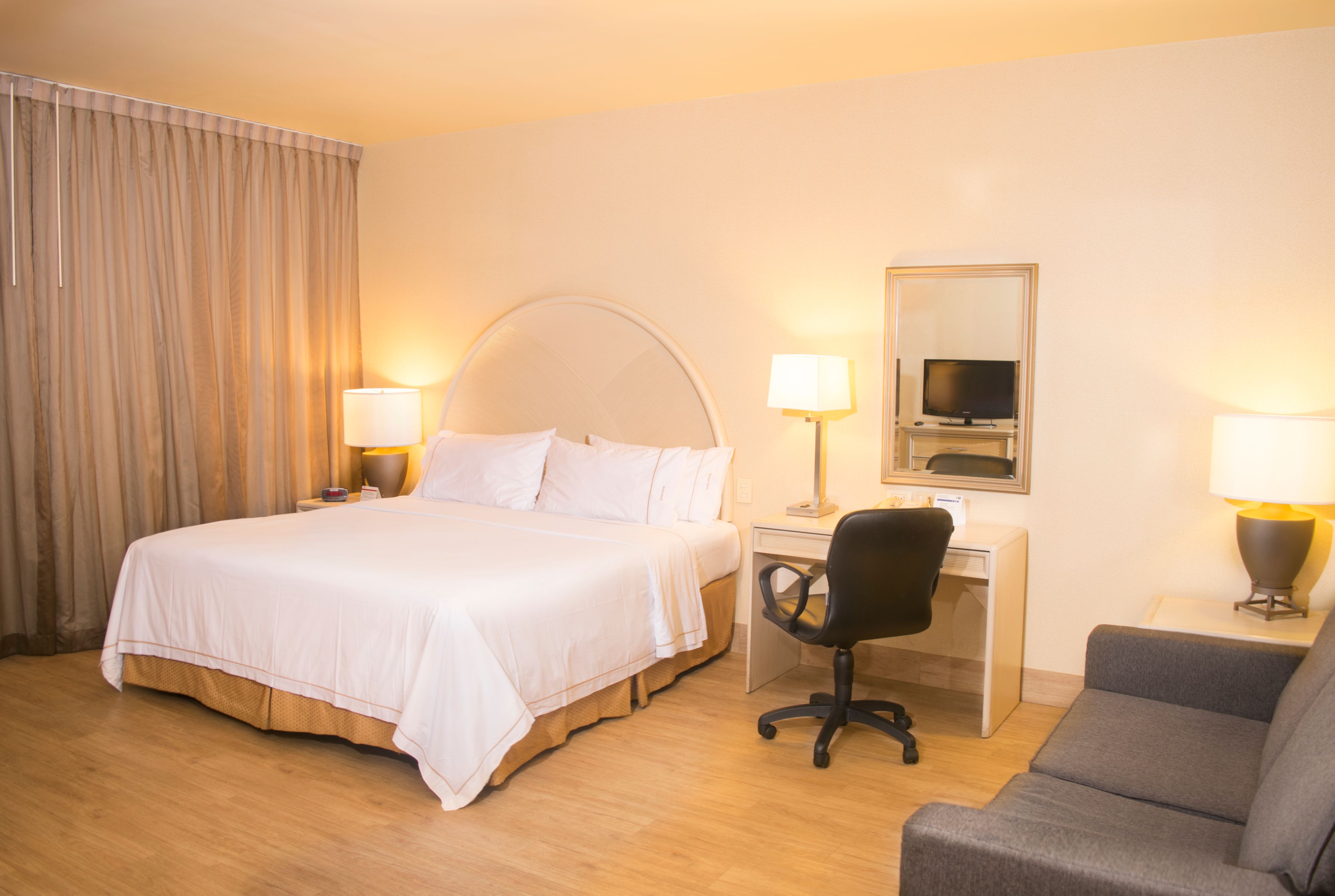 Images Holiday Inn Express Monterrey Galerias-Sn Jeronimo