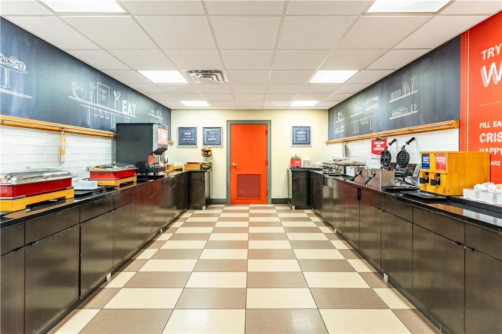 Hampton Inn & Suites Newtown Image