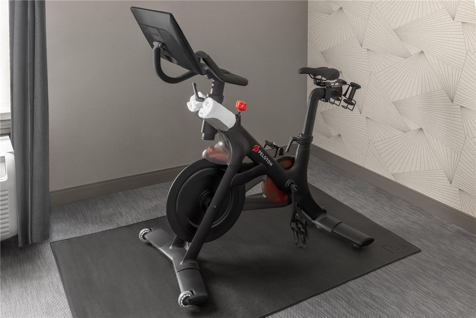 DoubleTree by Hilton Dayton Fairborn Image