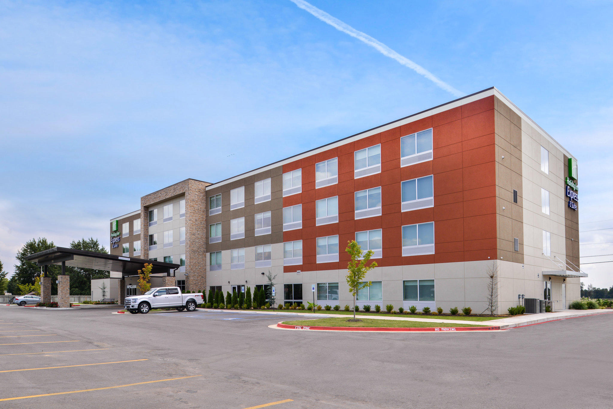 Holiday Inn Express & Suites Siloam Springs Photo