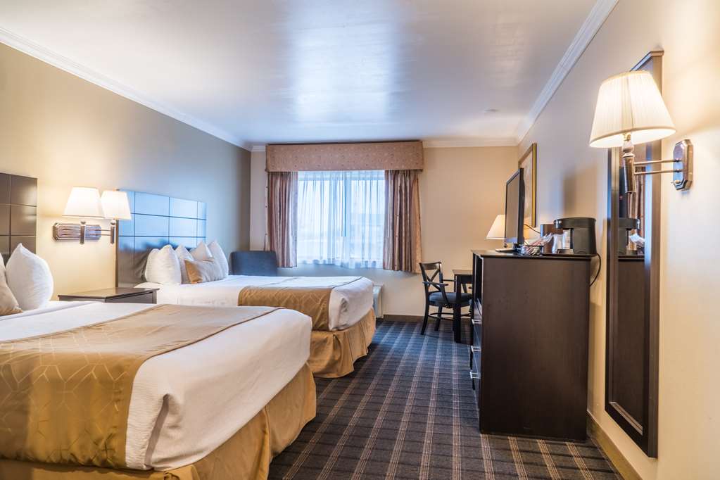 Best Western Inn & Suites Image