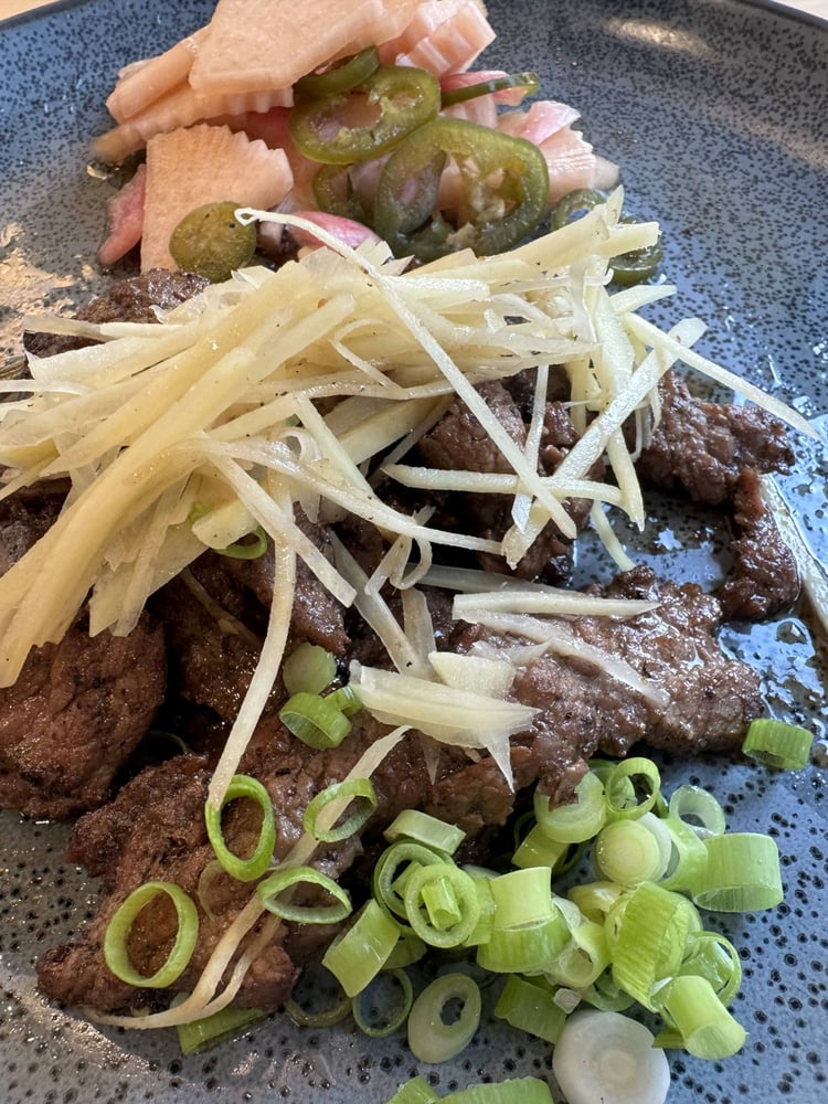 Sasame Ginger Beef (เนื้อน้ำมันงา)