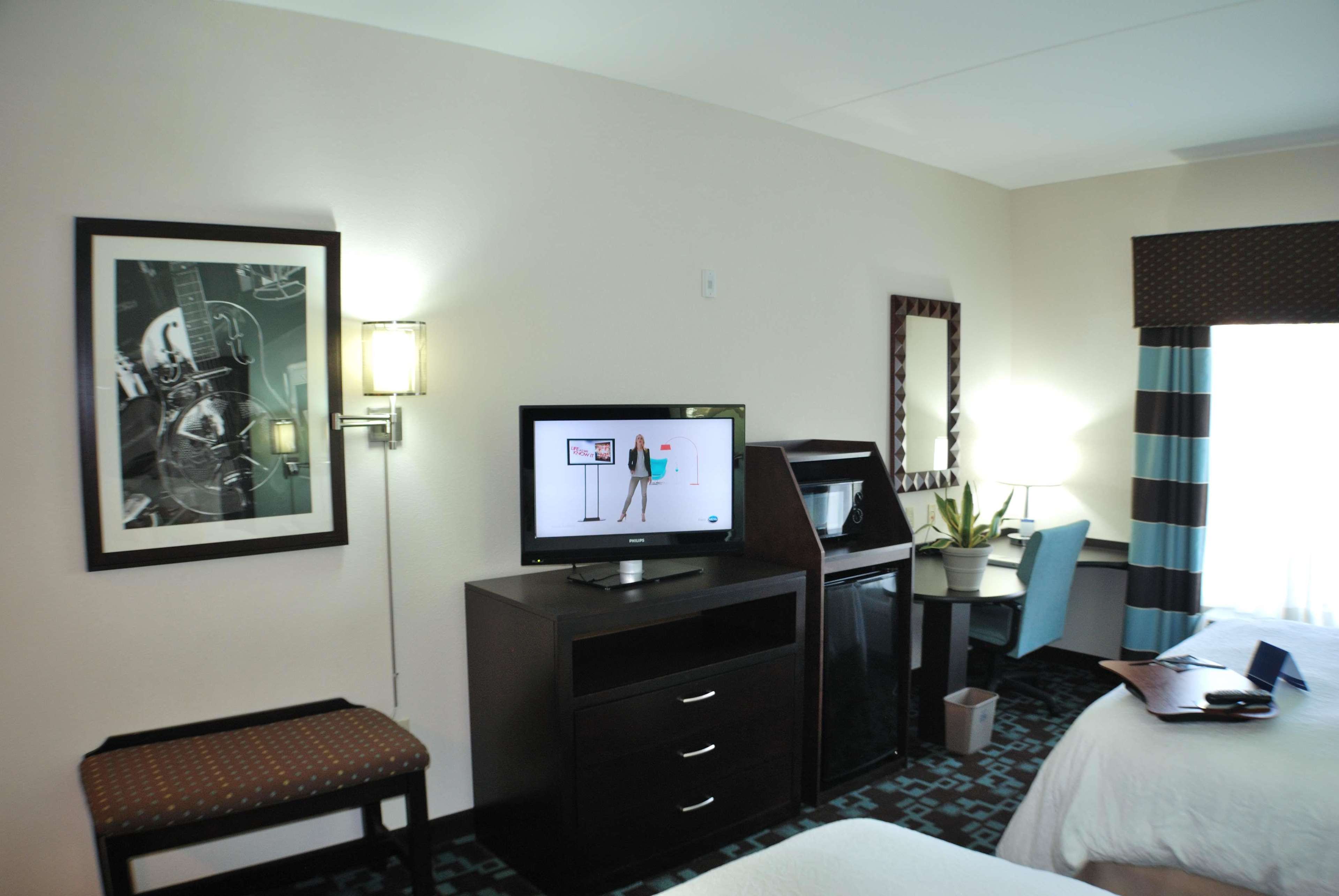 Hampton Inn & Suites Nashville @ Opryland Photo