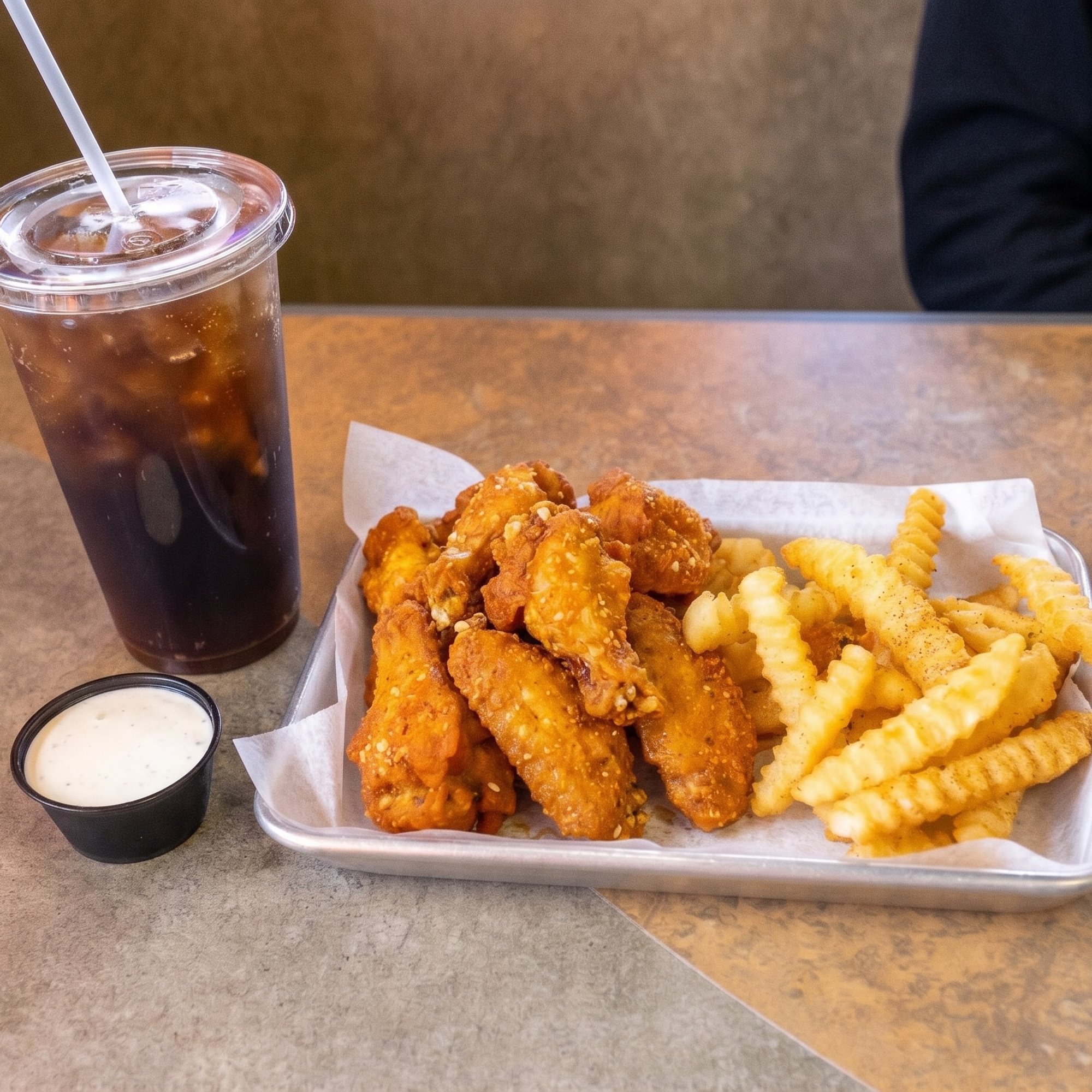 10 Wings, Fries & Drink