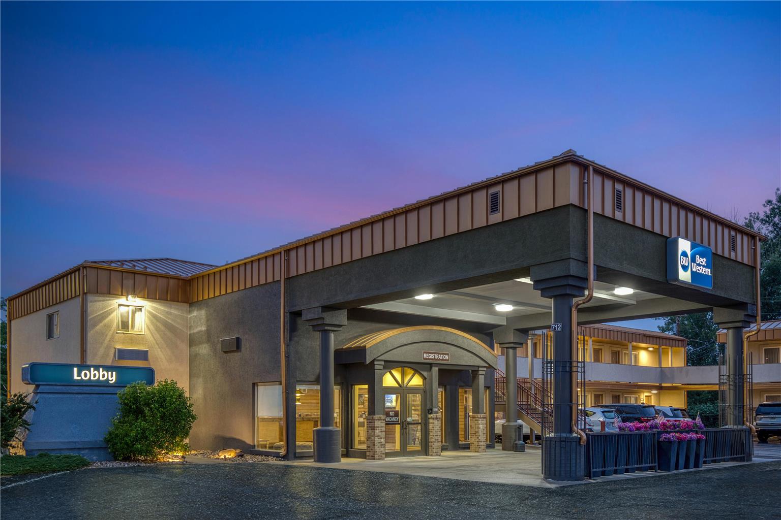Best Western Plains Motel Image