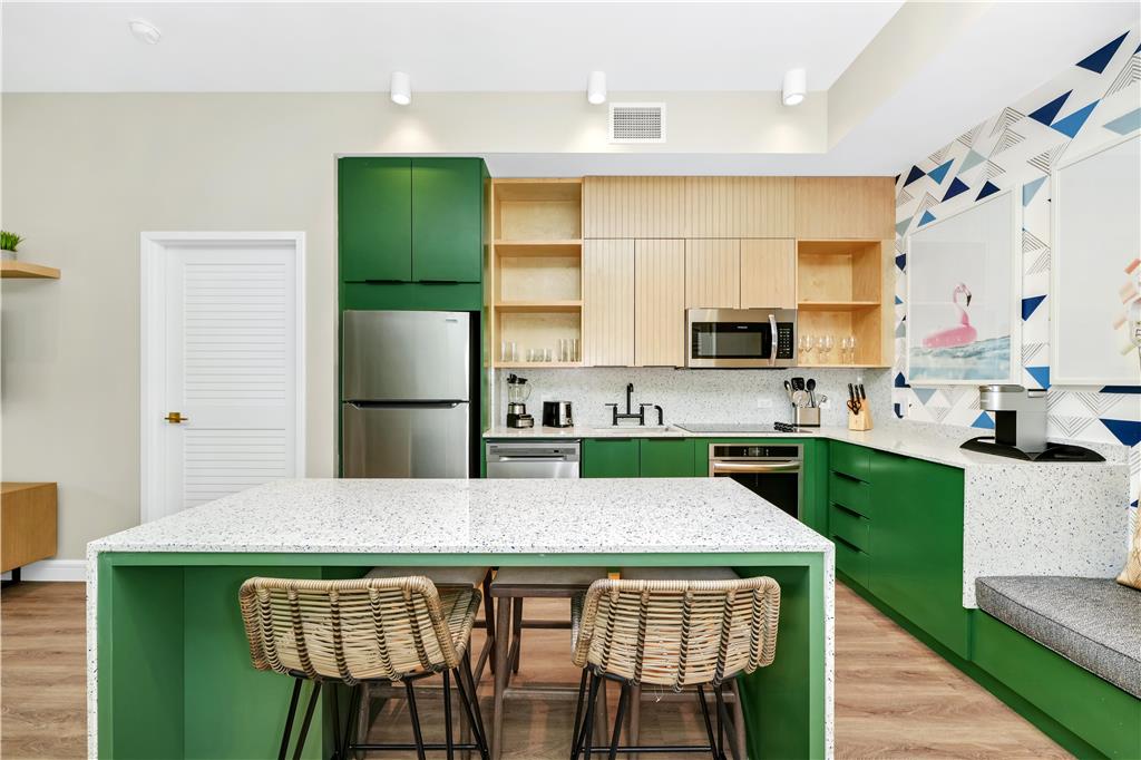 Embassy Suites by Hilton Orlando Sunset Walk Image