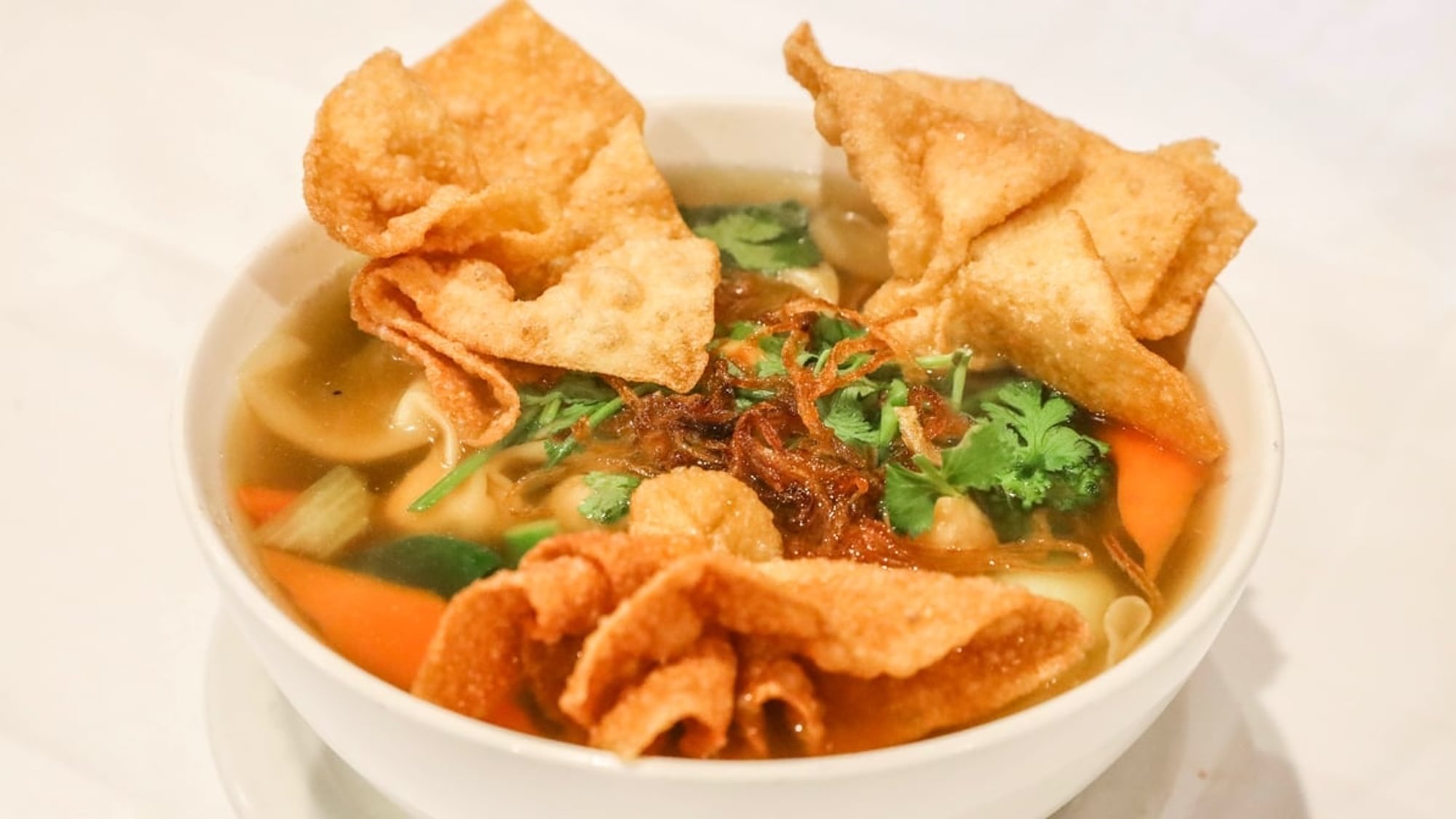 N18. Wonton Noodle Soup