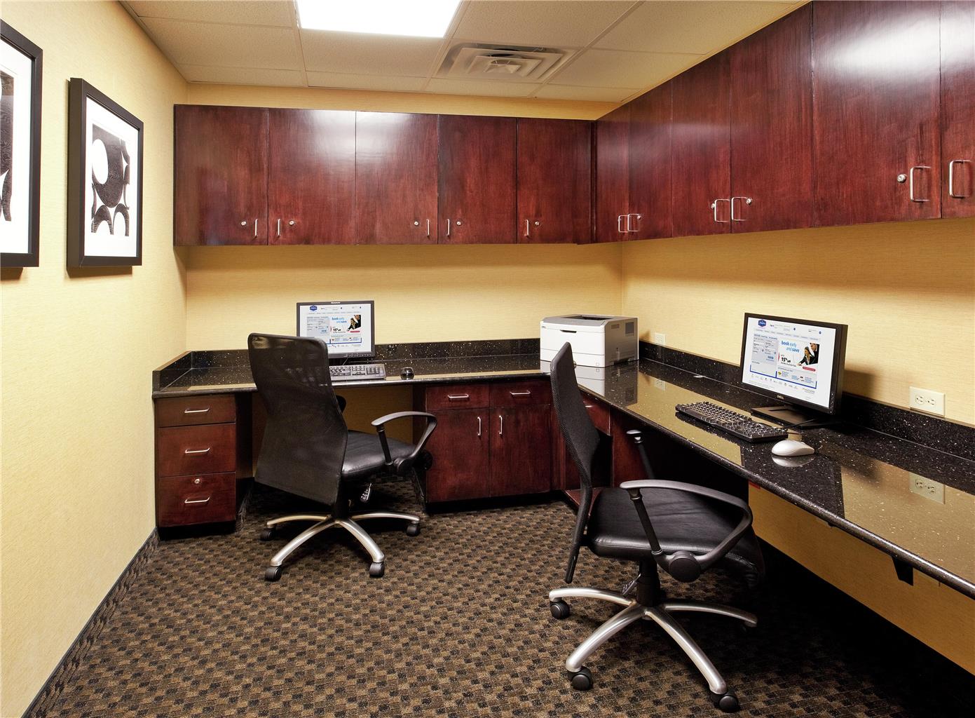 Hampton Inn & Suites Millington Image