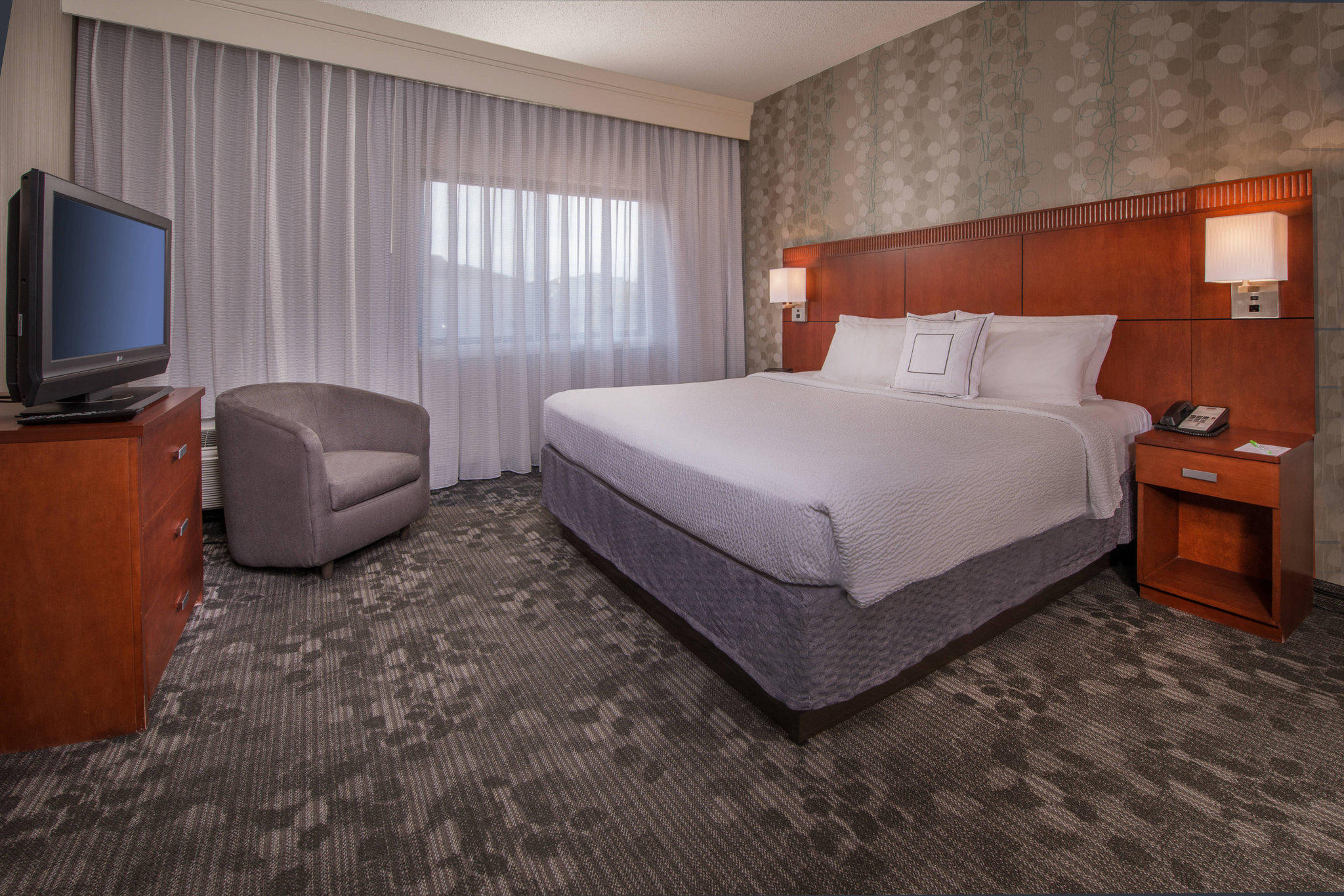Courtyard by Marriott Dulles Airport Chantilly Photo
