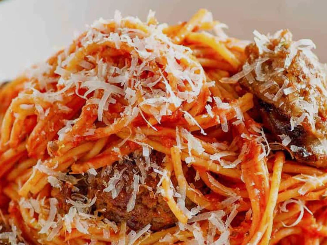 Spaghetti & meatballs