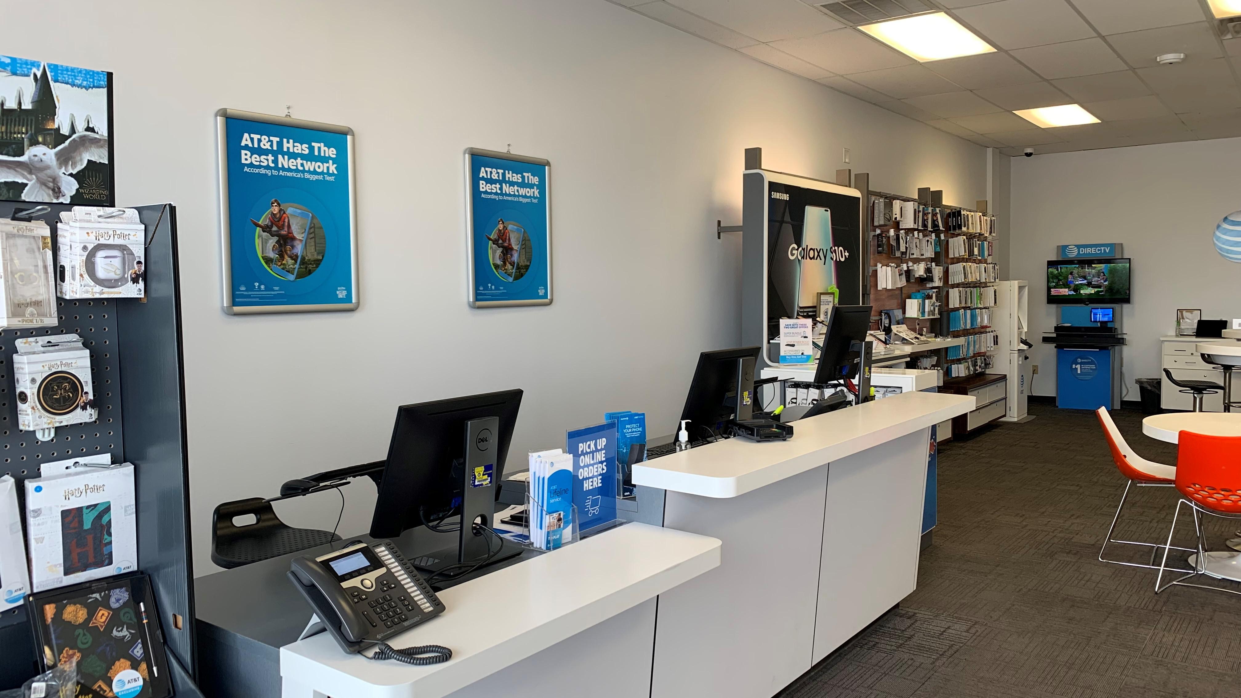 AT&T Store Photo