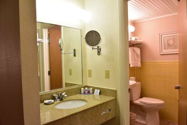 Images Best Western Chincoteague Island