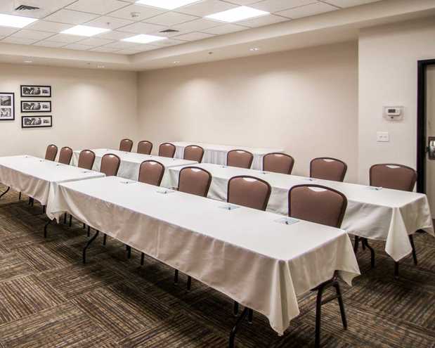 Images Sleep Inn & Suites & Conference Center