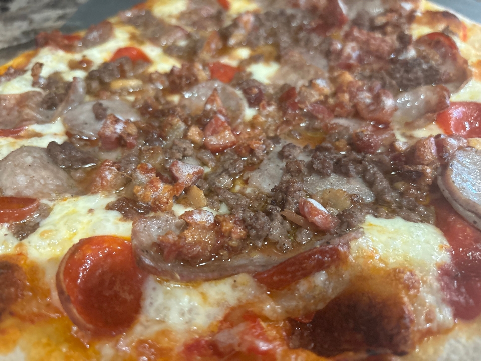 Meatlovers Pizza