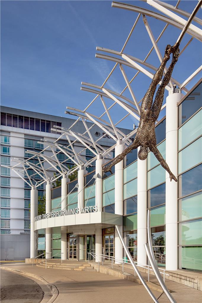 DoubleTree by Hilton Hotel Chicago - North Shore Conference Center Image