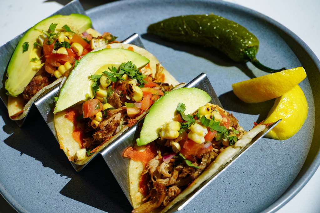 Hilton Garden Inn Anaheim Resort Image