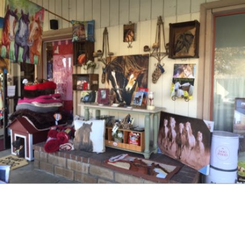 Wagon Train Feed and Pet Image