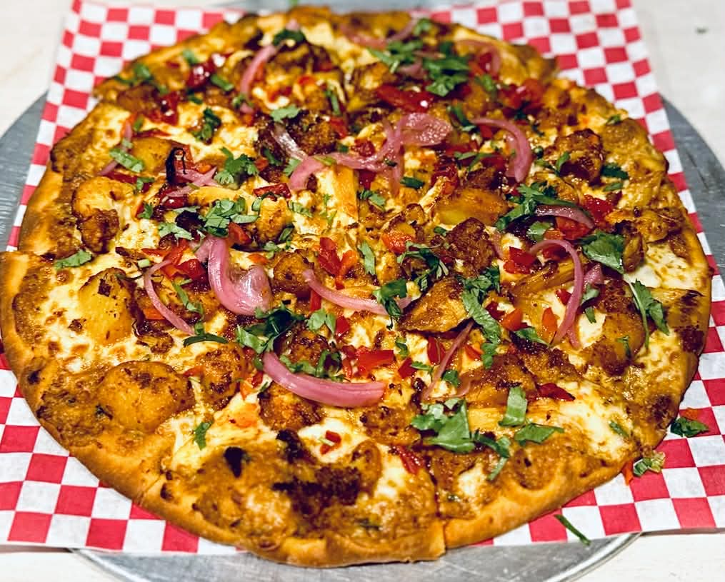 Tandoori Pizza & Wing Co. Image