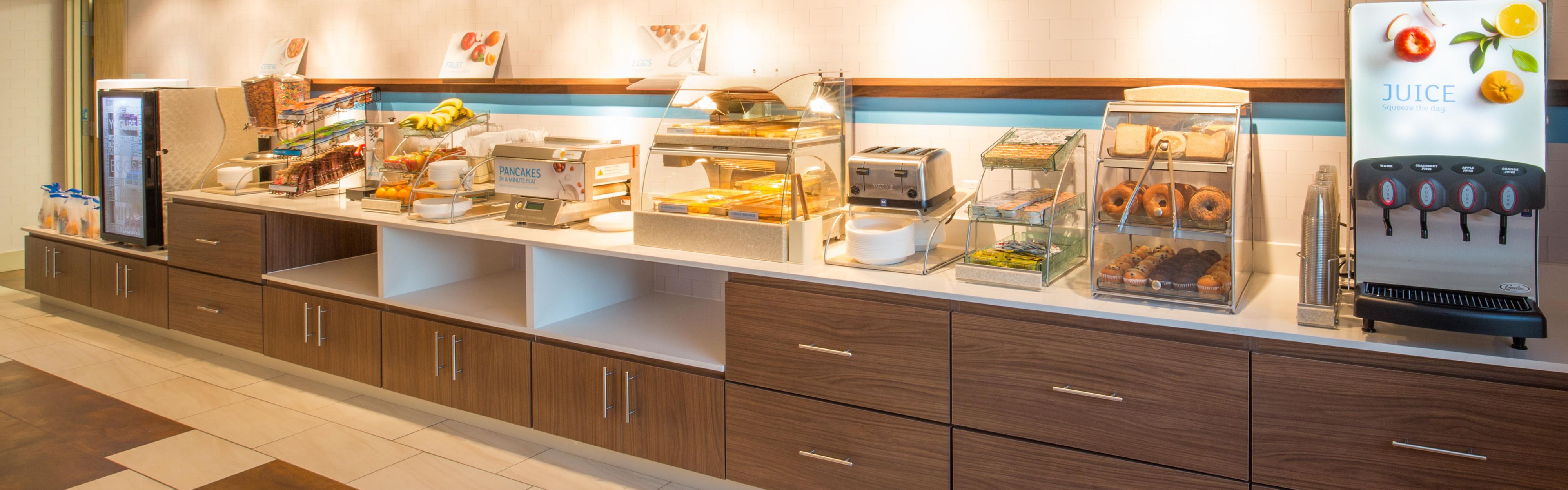 Holiday Inn Express & Suites Pahrump 7757279100 Hotels & Motels