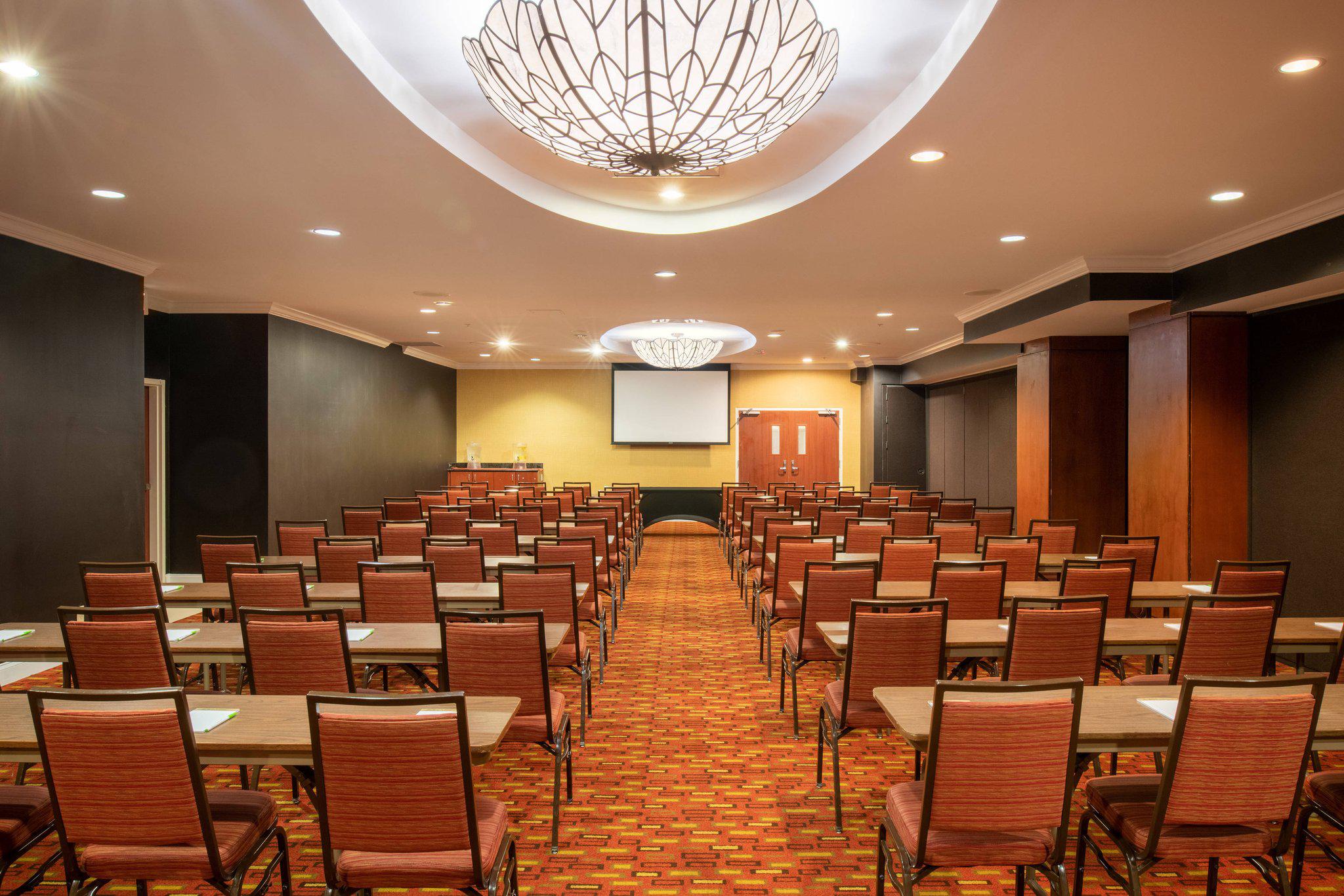 Courtyard by Marriott Jacksonville Orange Park Photo