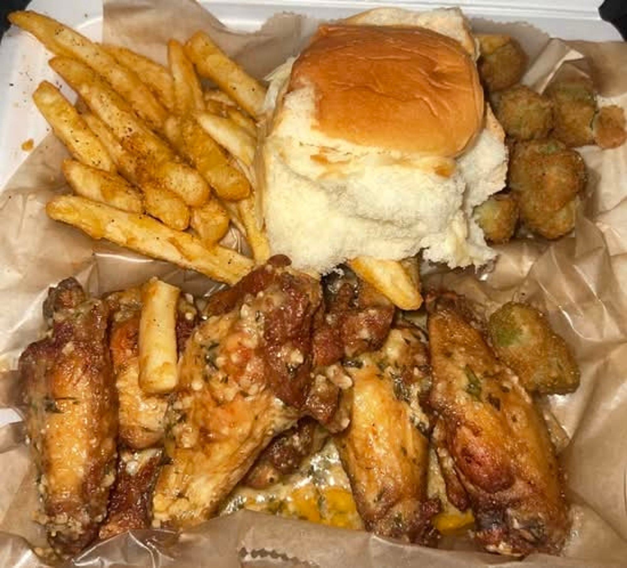 6 Wings + 2 Sides