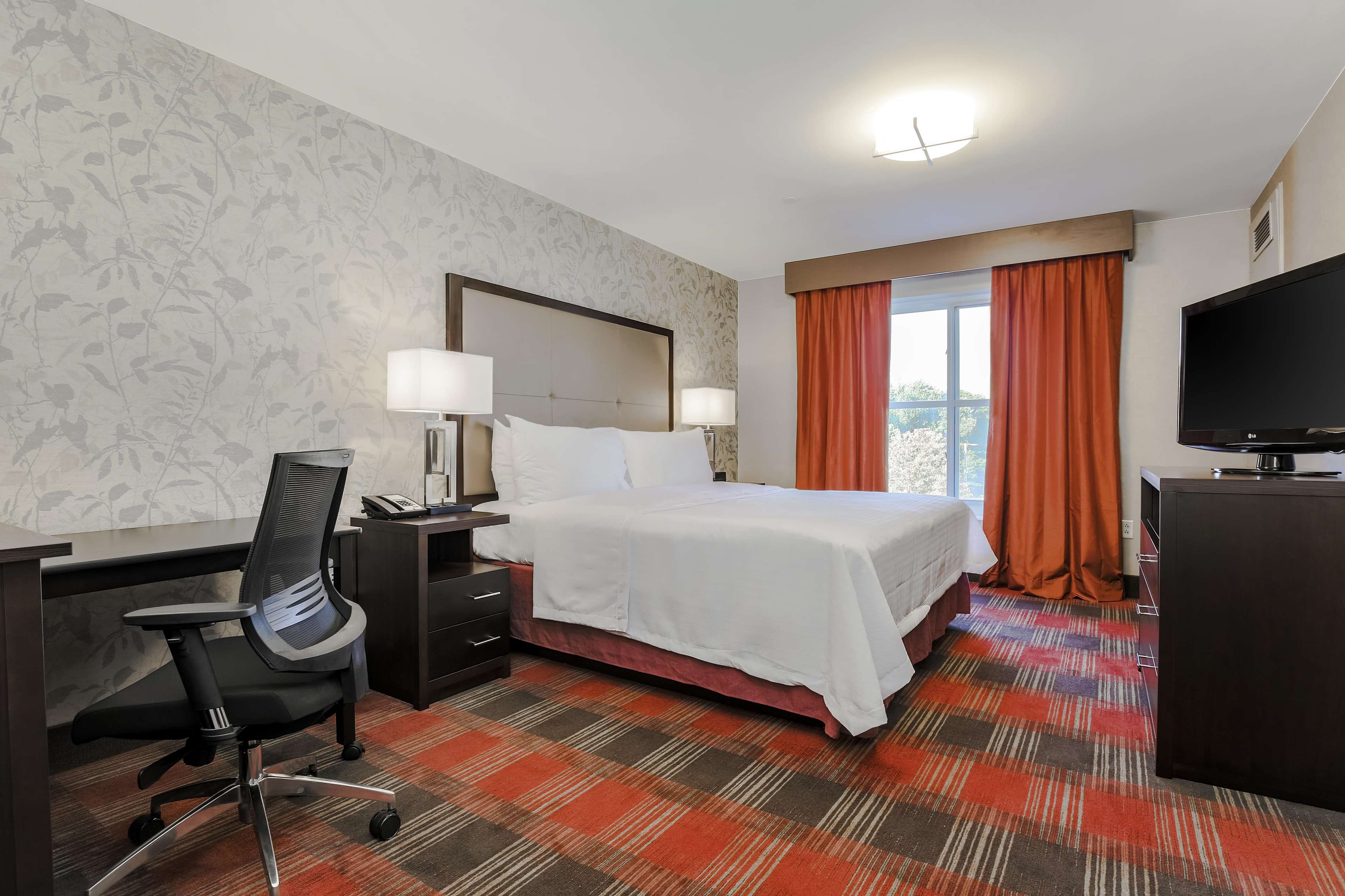 Homewood Suites by Hilton Long Island-Melville Photo