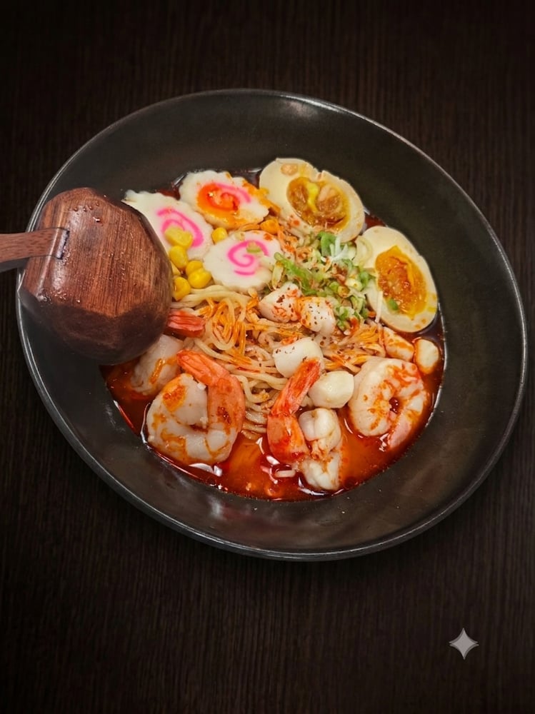 R2 Spicy Miso Seafood Ramen