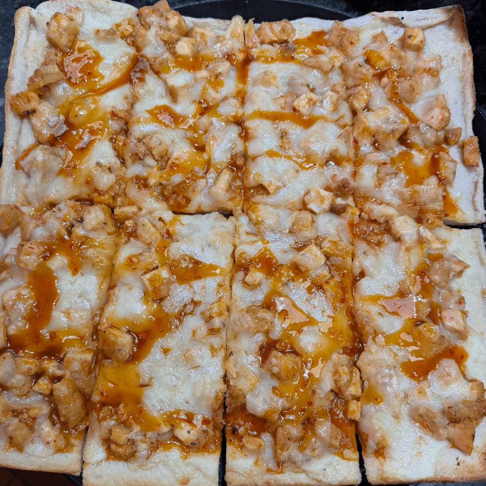 Sweet Chili Chicken Pizza