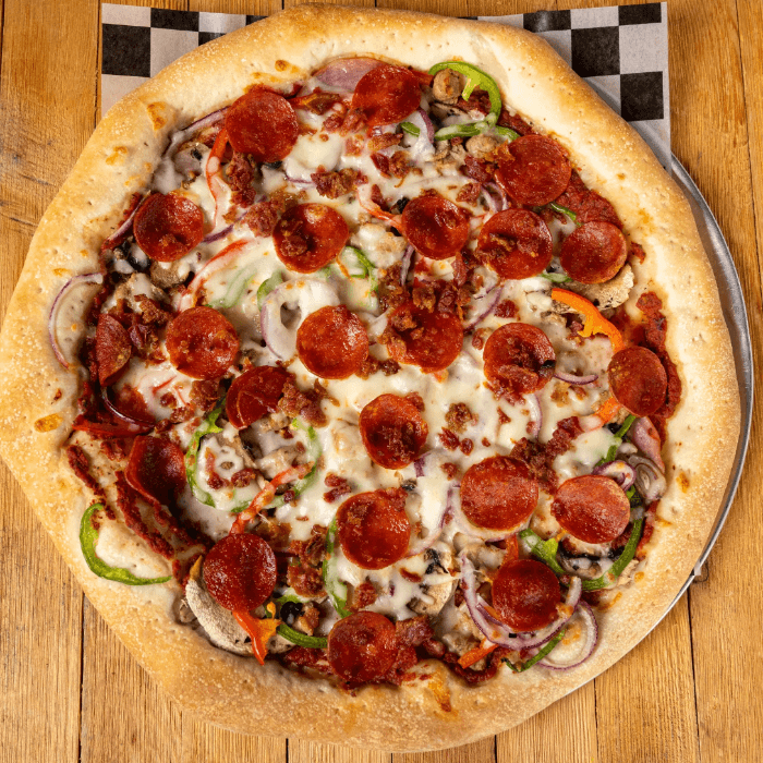 SUPERDAVE PIZZA