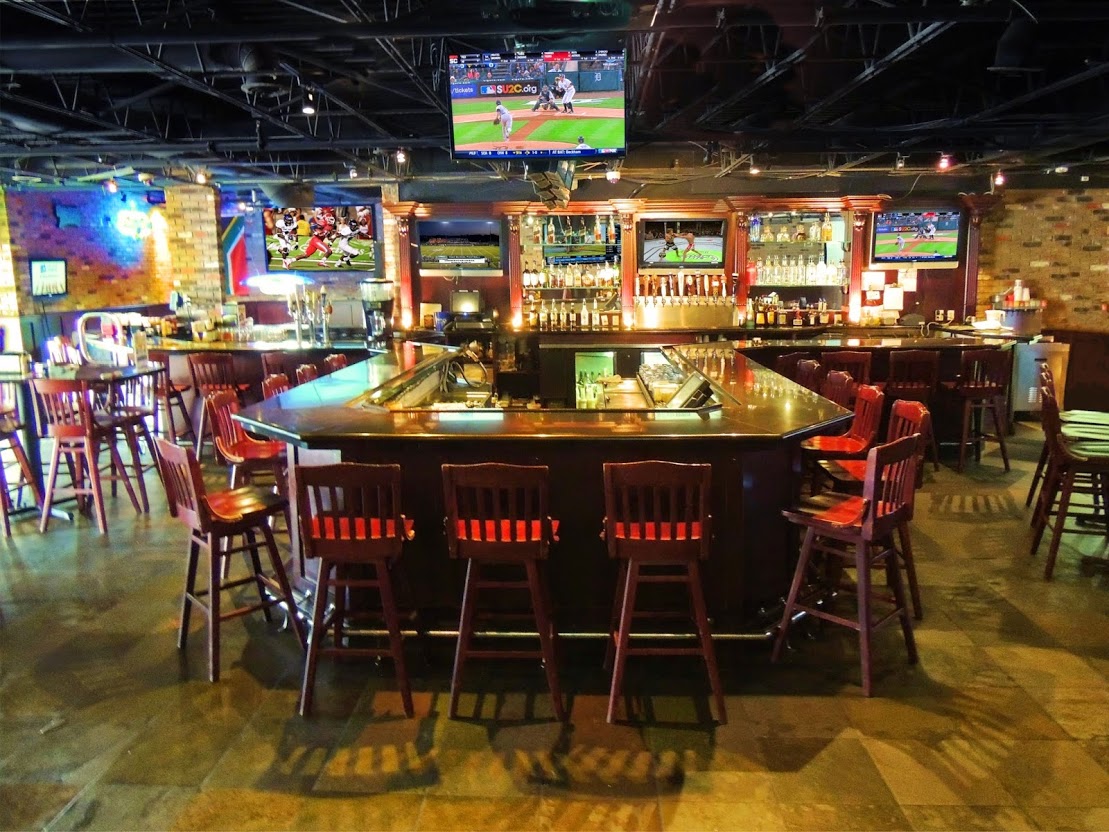 Marina 84 Sports Bar & Grill Photo