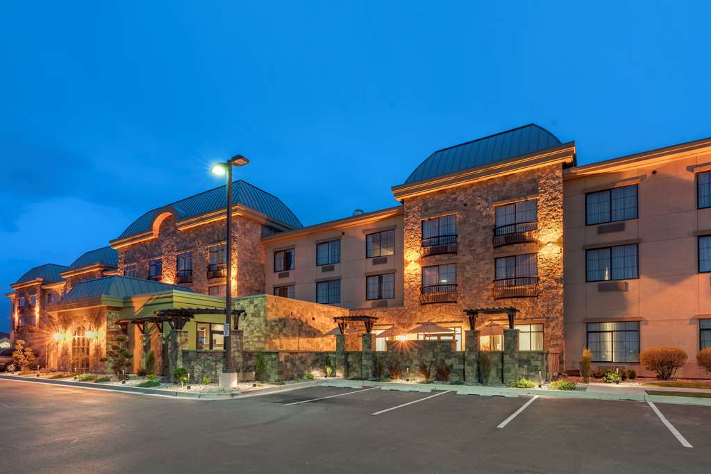 Best Western Premier Pasco Inn & Suites Image