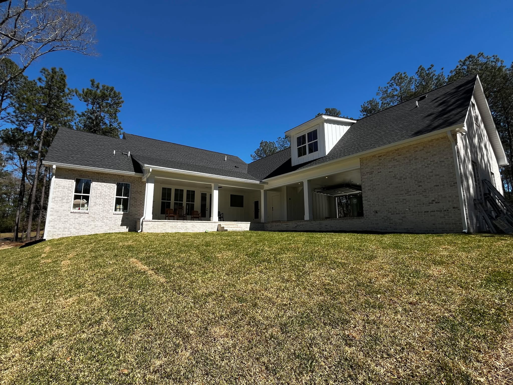 Southern Gutters LLC Image