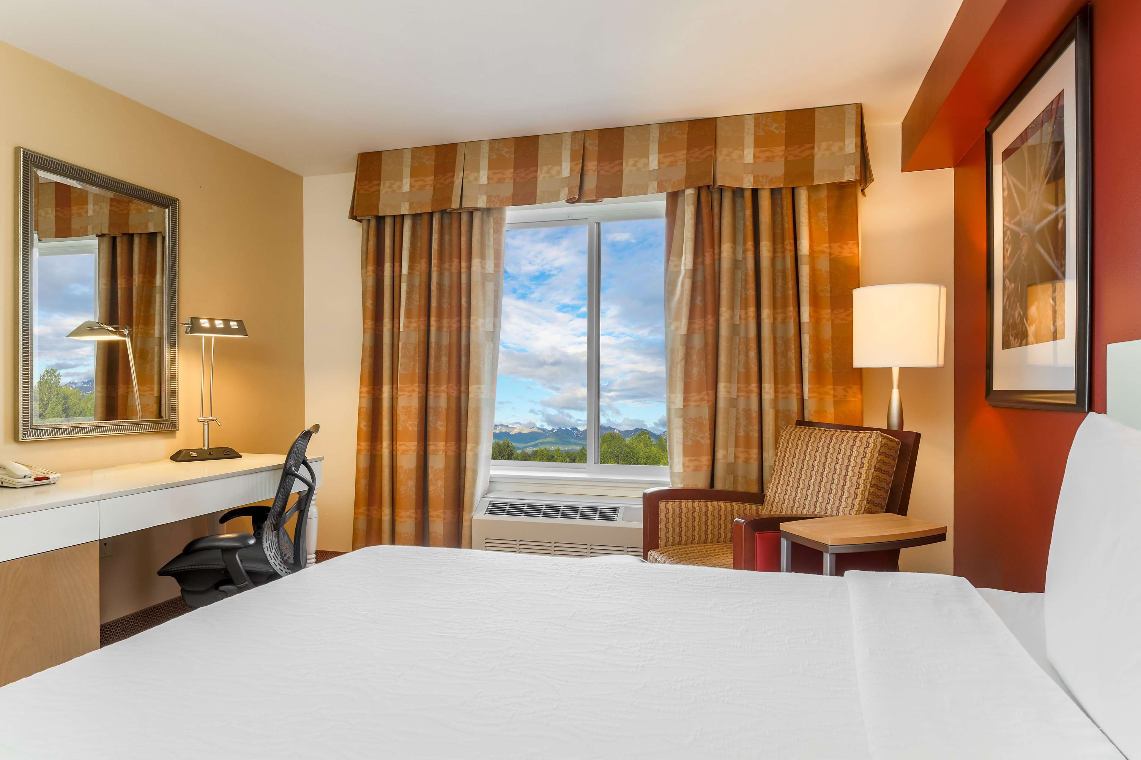 Hilton Garden Inn Anchorage Photo