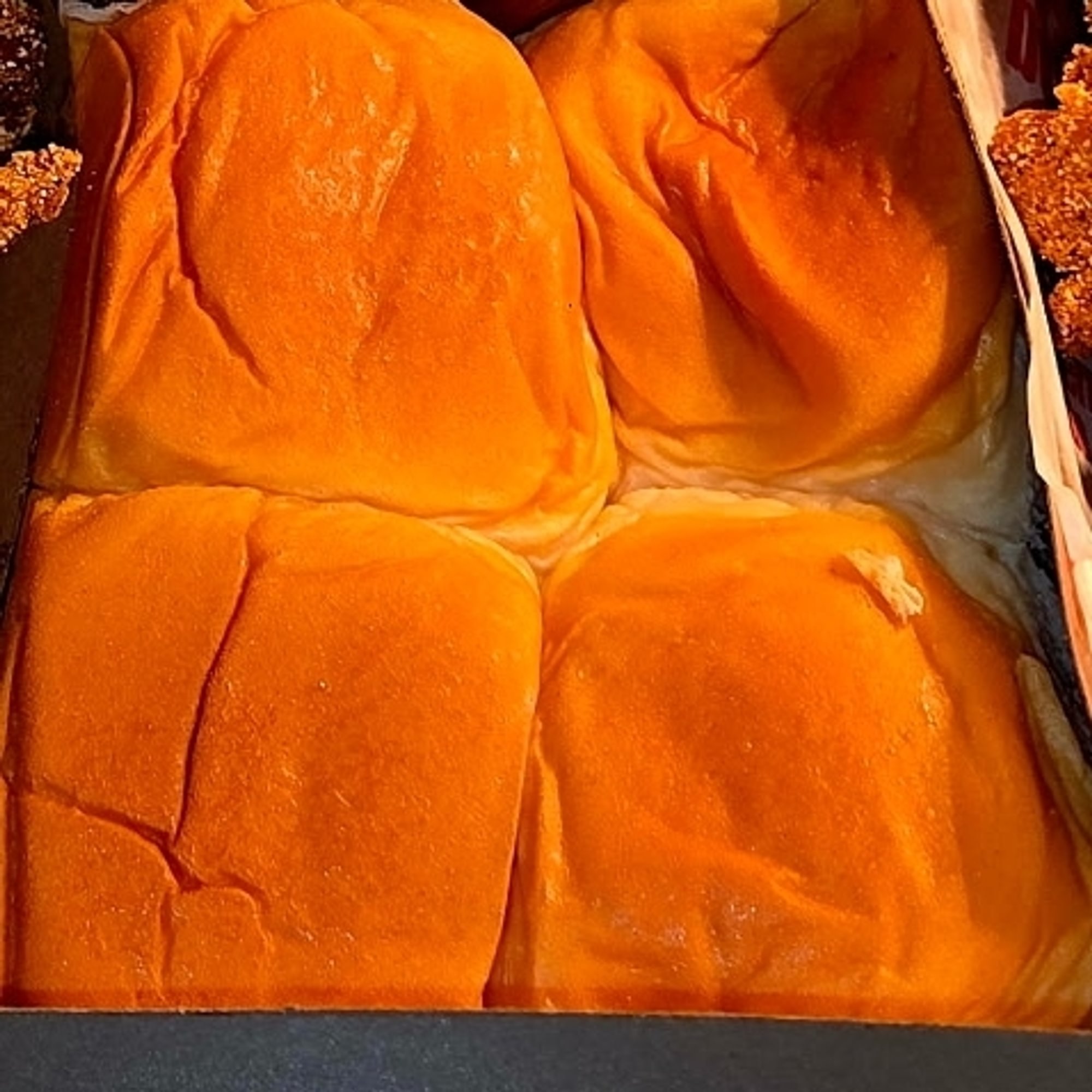 4 pcs Dinner Rolls
