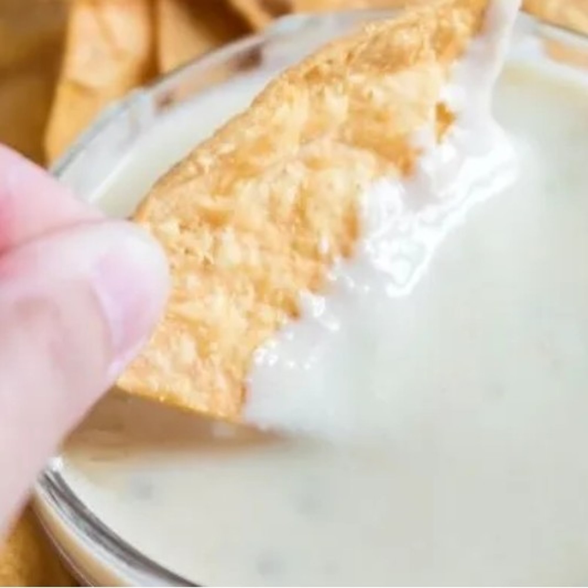 Cheese Dip & Chip's