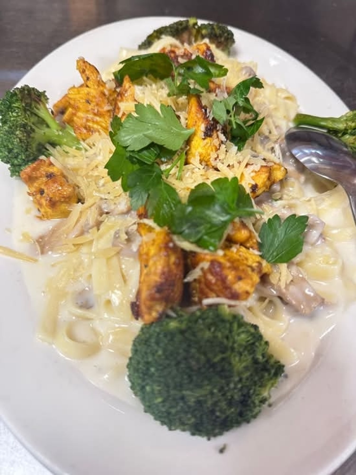 Chicken Broccoli Alfredo Pasta