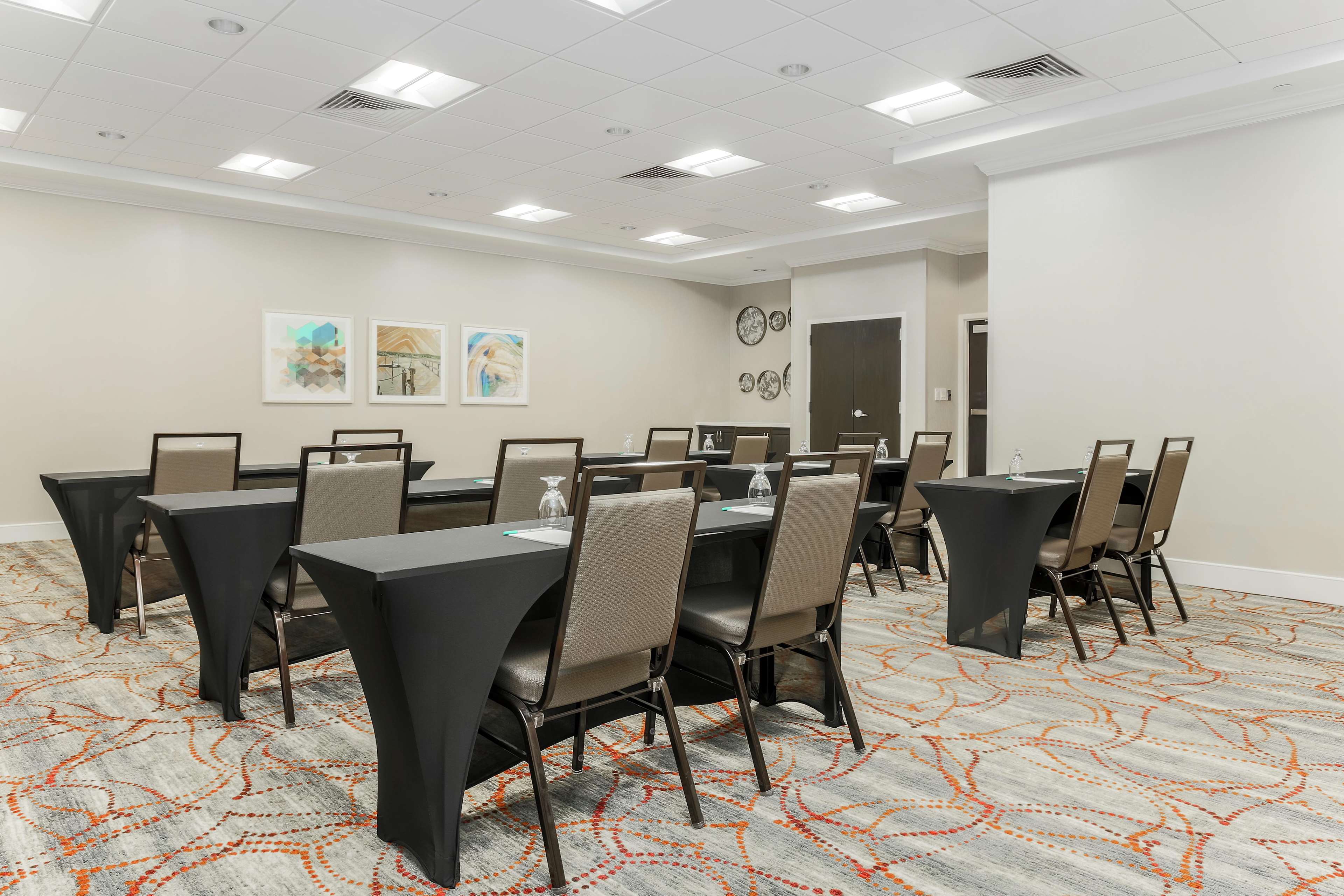 Homewood Suites by Hilton Long Island-Melville Photo