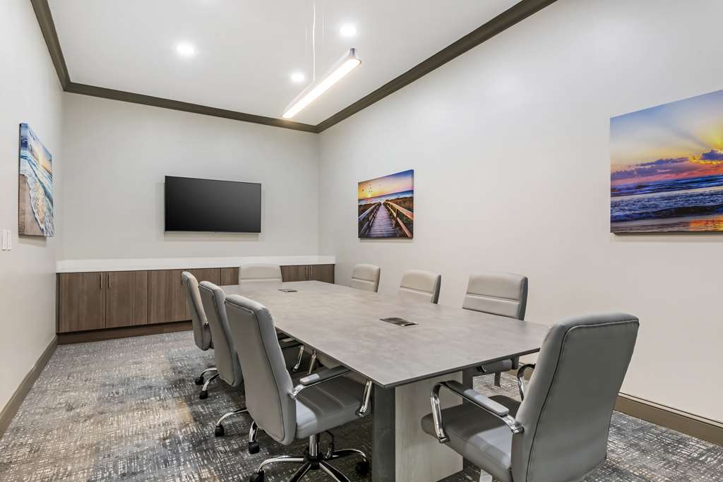 Best Western Plus First Coast Inn & Suites Image