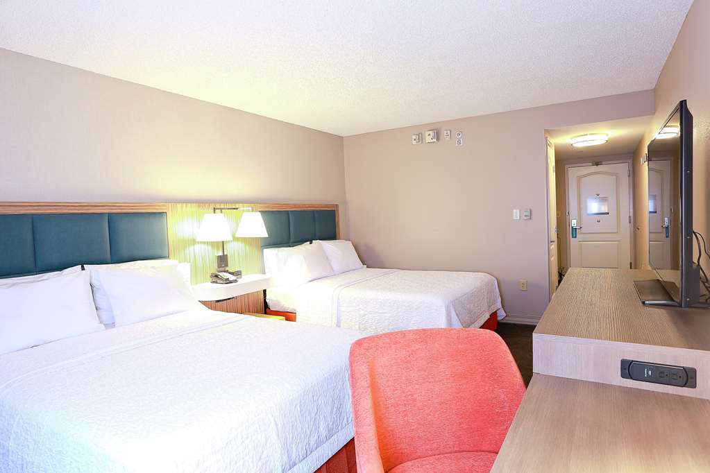 Hampton Inn & Suites Tampa-Wesley Chapel Image