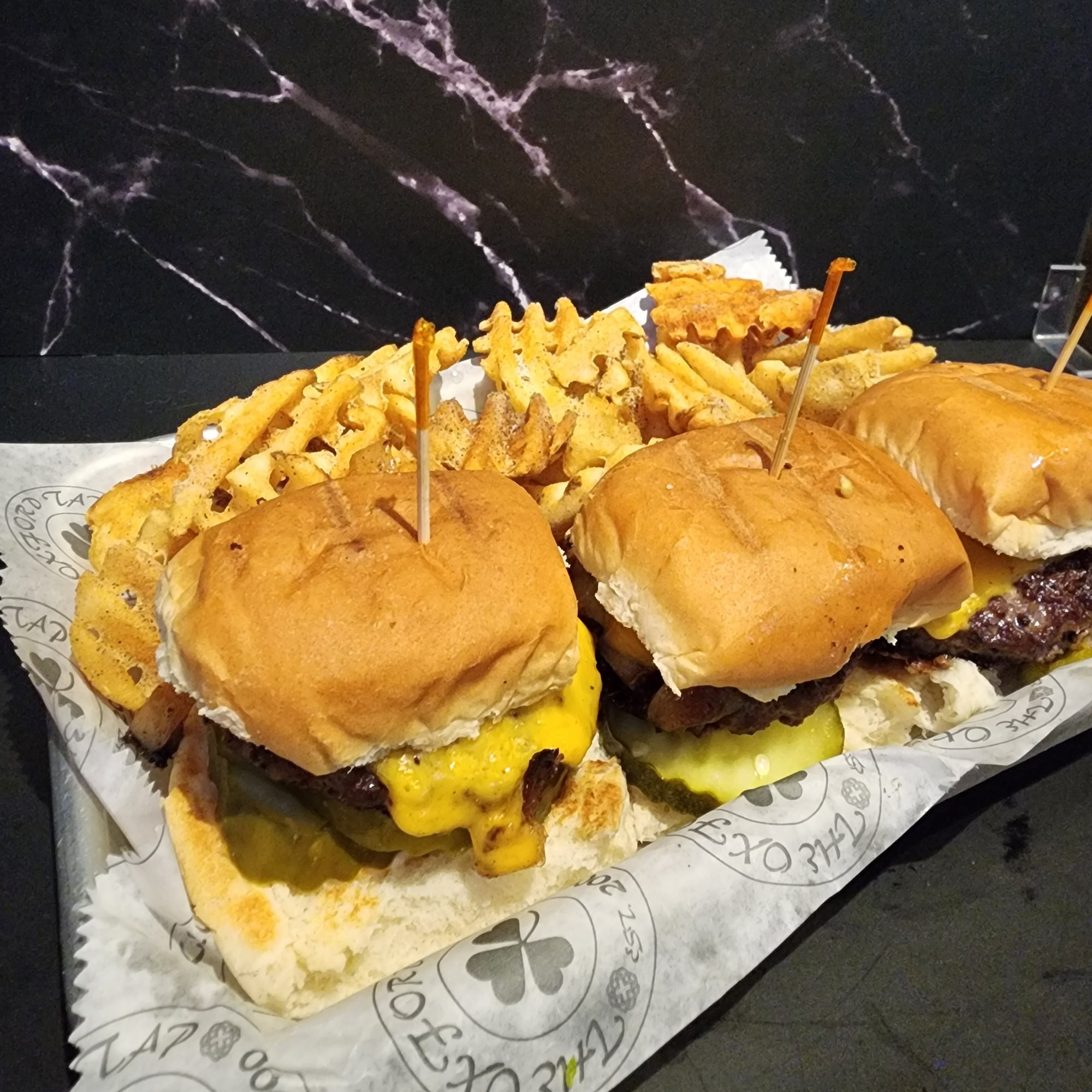 3 Mini Tap Burgers