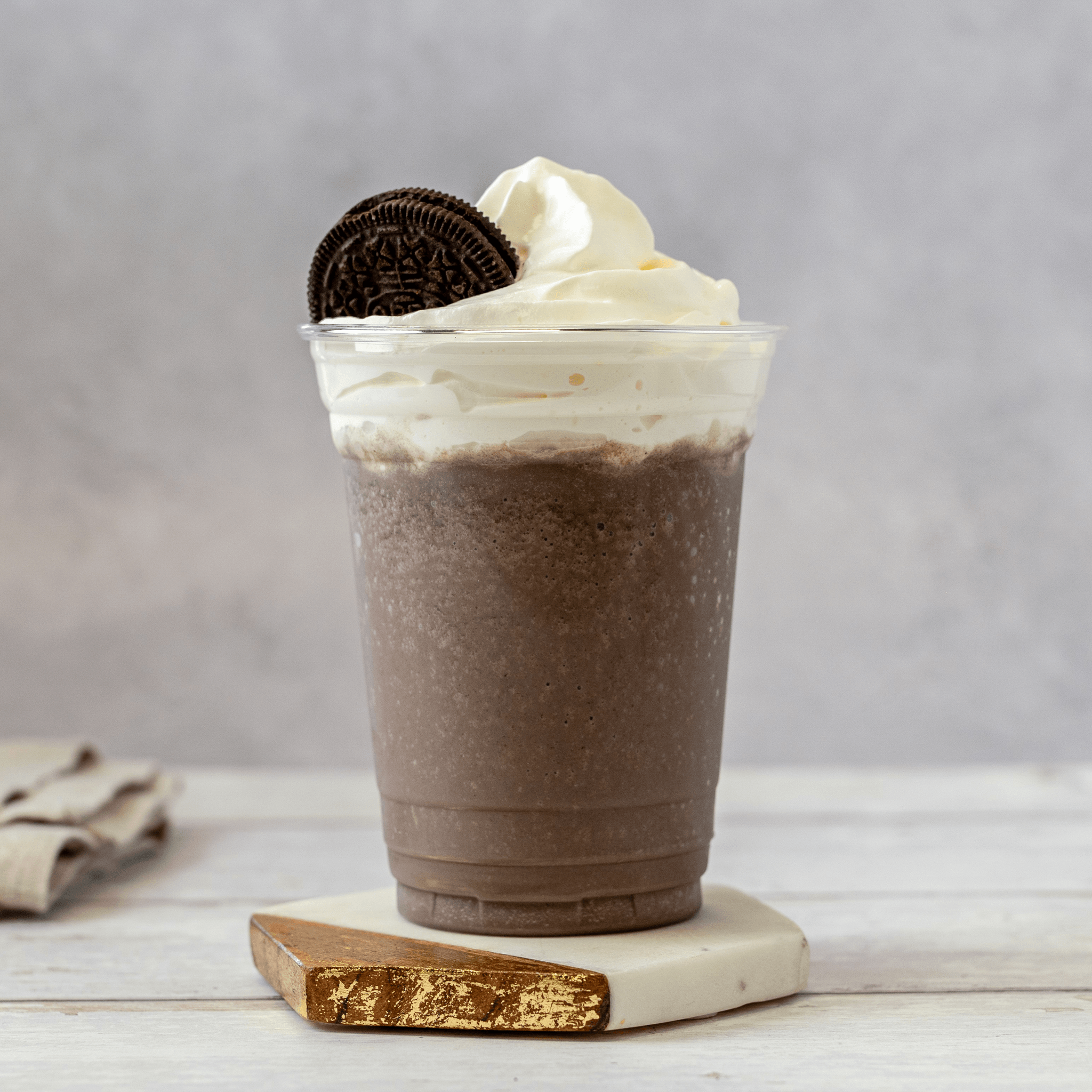Iced Blended Cookies & Cream Drink