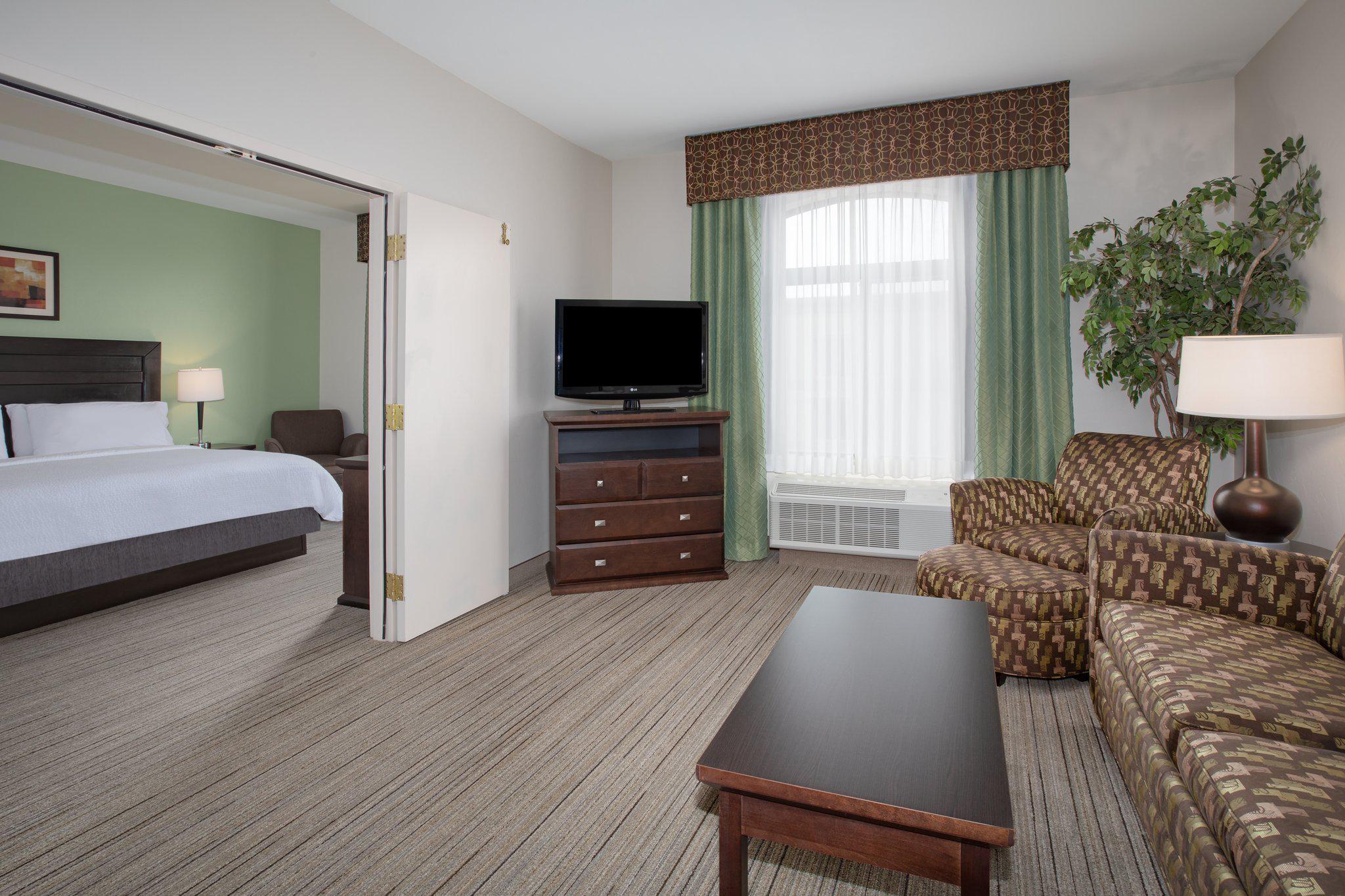 Holiday Inn Express & Suites Oro Valley-Tucson North by IHG Image