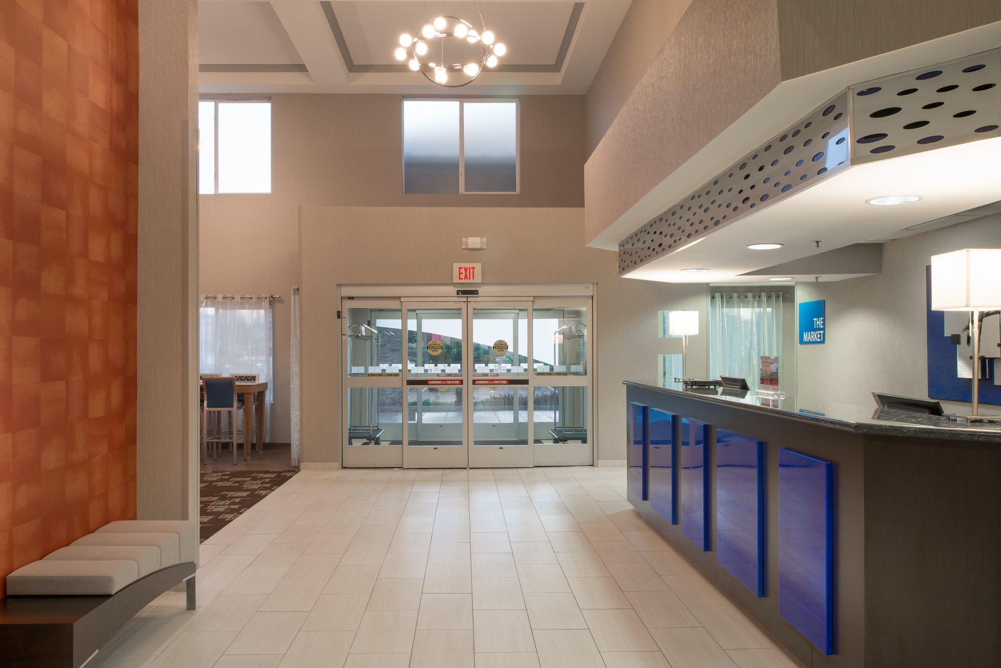 Holiday Inn Express Rocklin - Galleria Area Photo