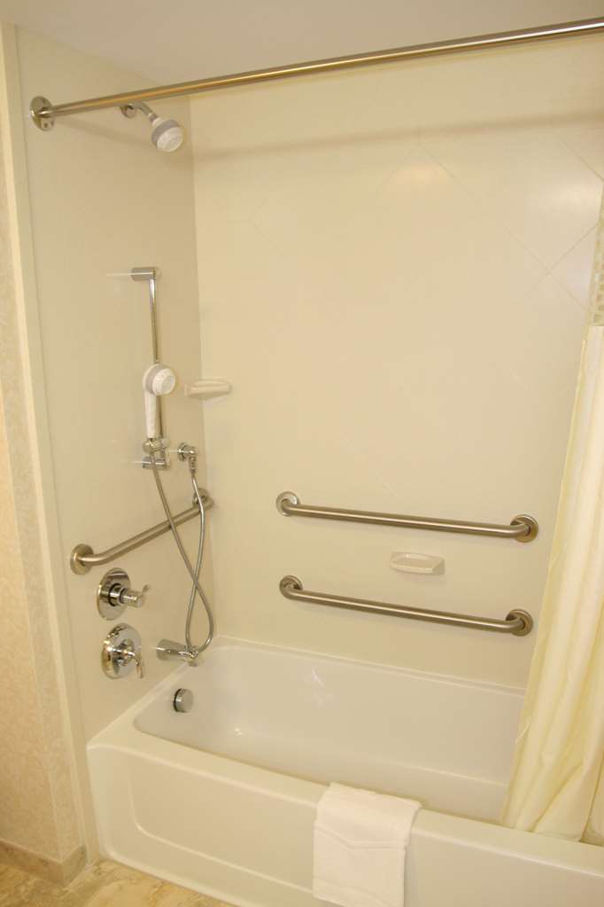 Hampton Inn Warrenton Image