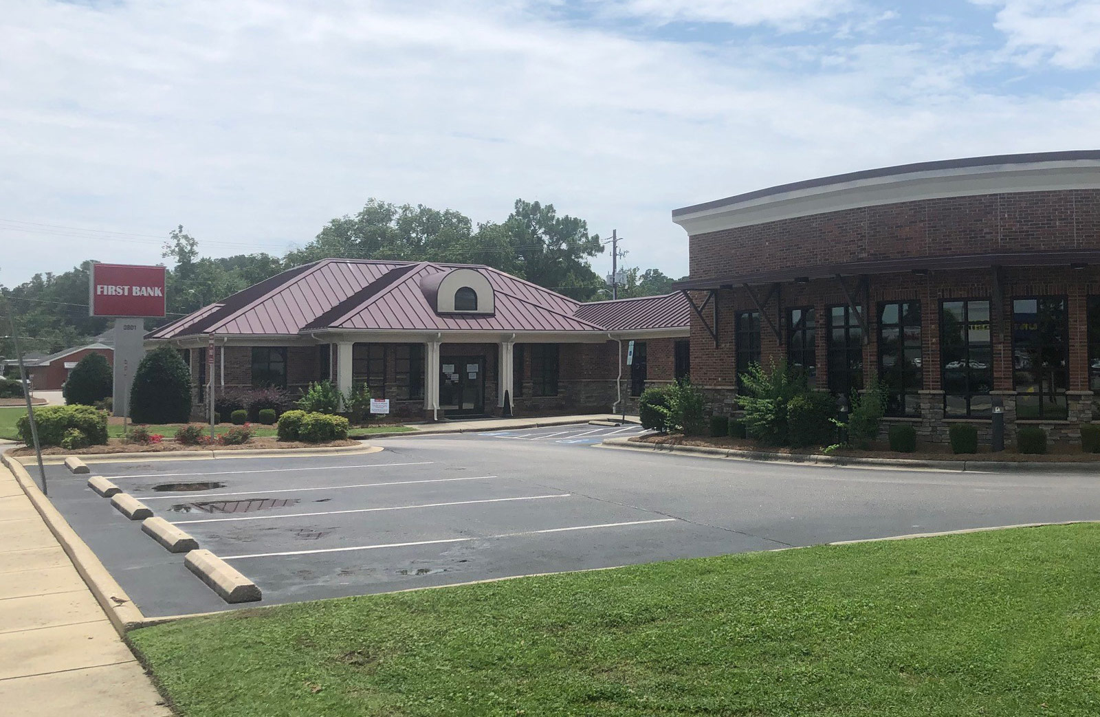 First Bank - Lumberton, NC Photo