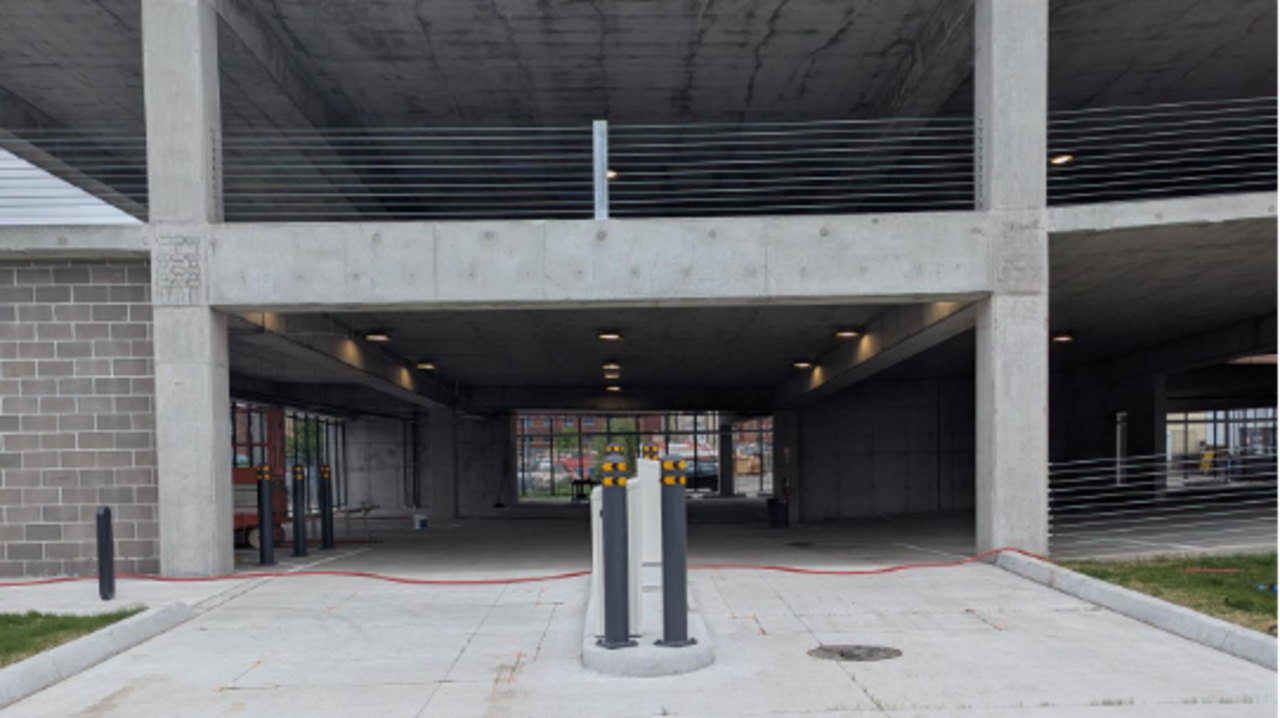 LAZ Parking - Jazz District Garage