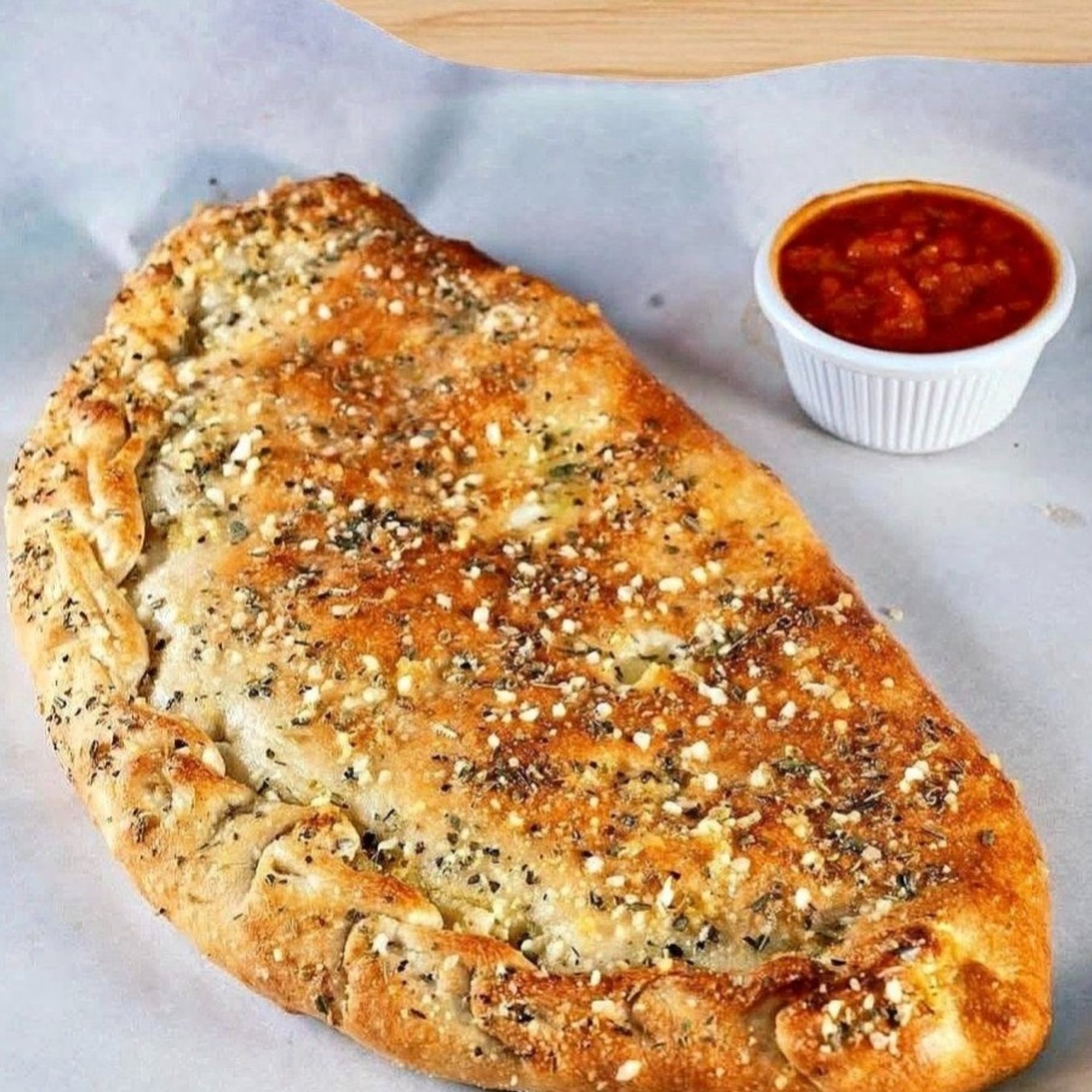 LG Calzone