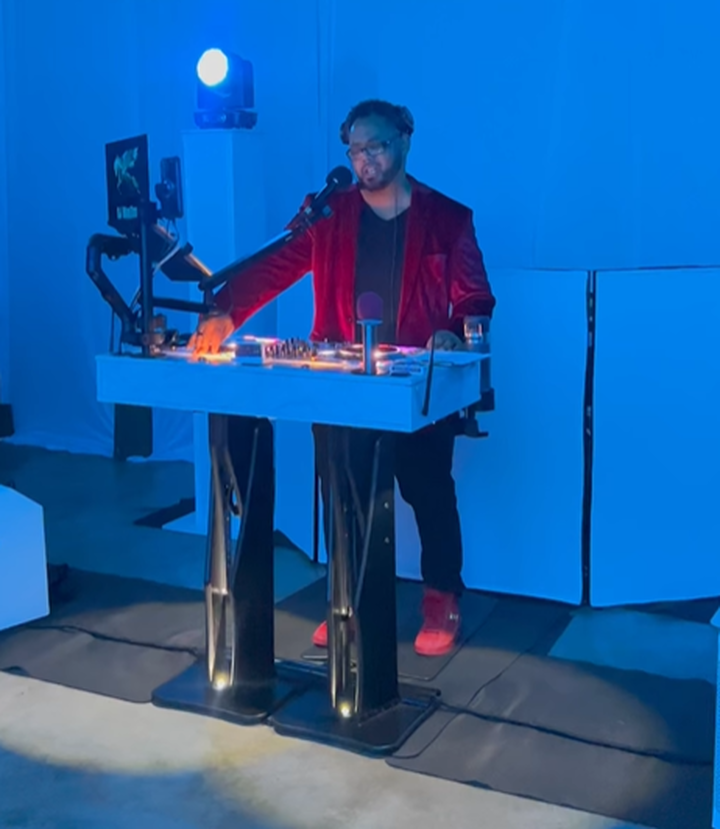 Wood Wayz Entertainment LLC Image